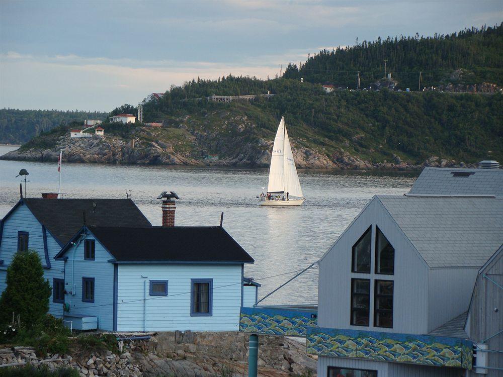 Auberge La Chatelaine Hotel La Malbaie Exterior photo